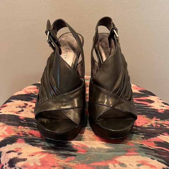 Like New Nine West Open Toe Wrapped Heels - Picture 2 of 4